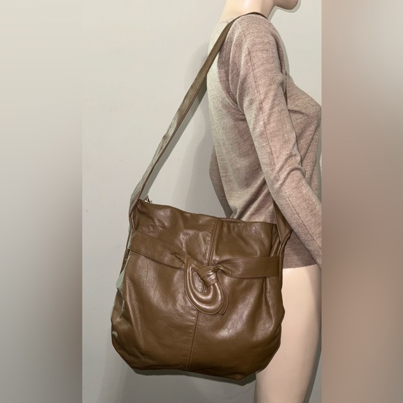 Morris Moskowitz Leather Shoulder Bag - Picture 15 of 15